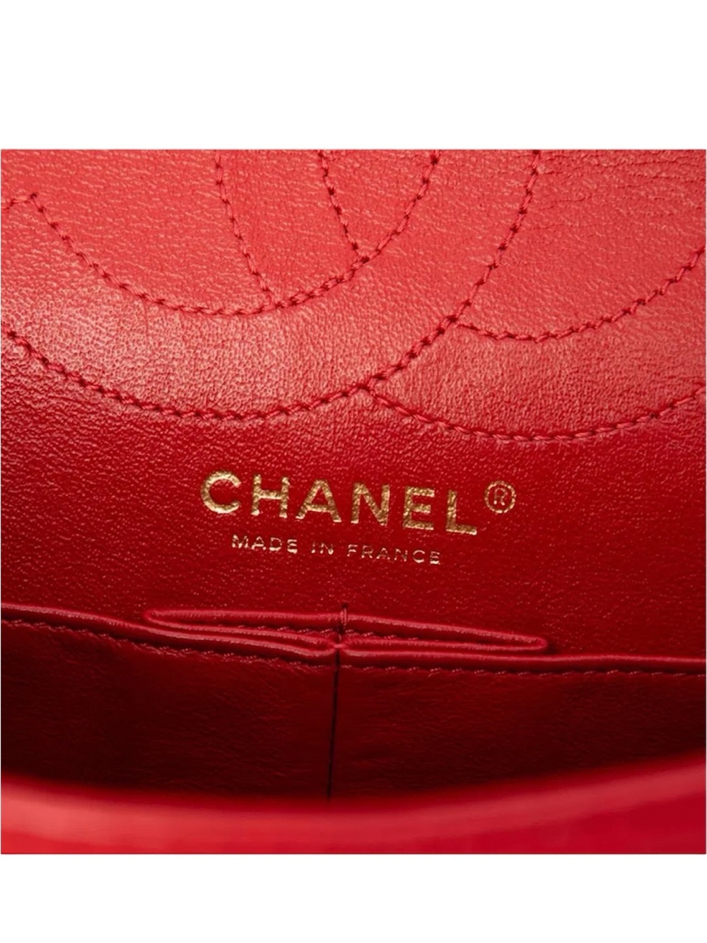 Chanel Reissue 2.55 Quilted Leather Shoulder Bag in Red with Gold Chain - Picture 5 of 7